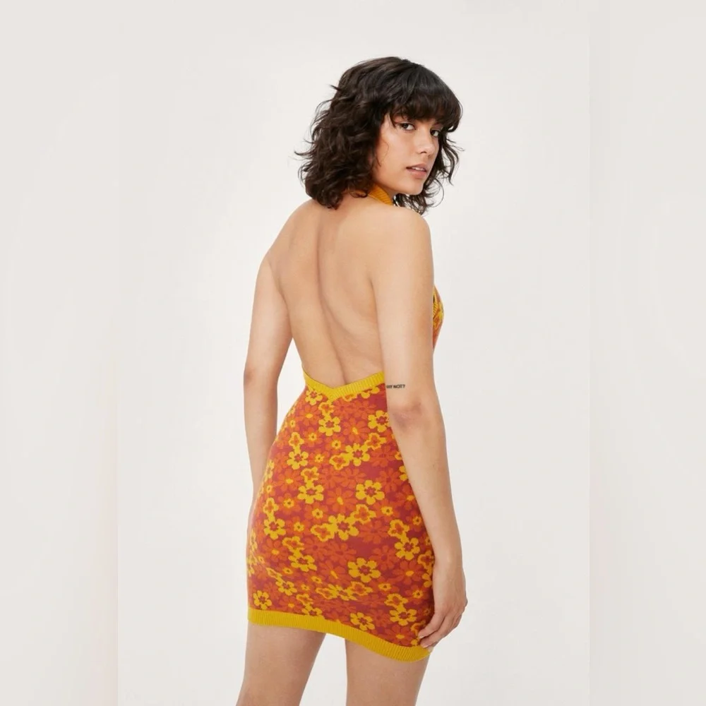 Nasty Gal Floral V Neck Collar Knitted Mini Dress‎ - Picture 4 of 12